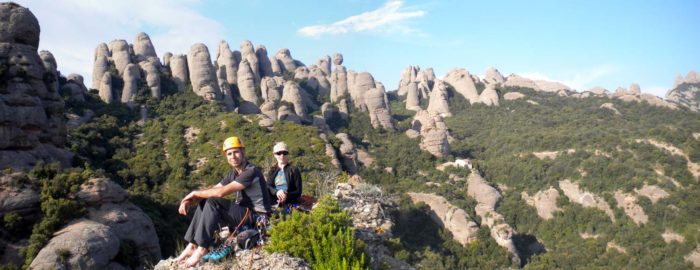 El cim de l'Agulla dels Tres, originalment batejada con l'Agulla de la CNT, amb unes vistes privilegiades